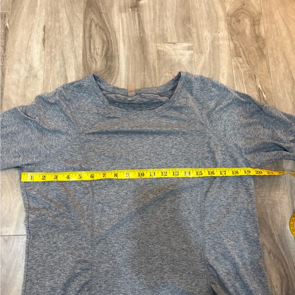 HYBA Gray Long Sleeve Activewear Top Ruched Side Crewneck Women’s XL - Picture 6 of 9